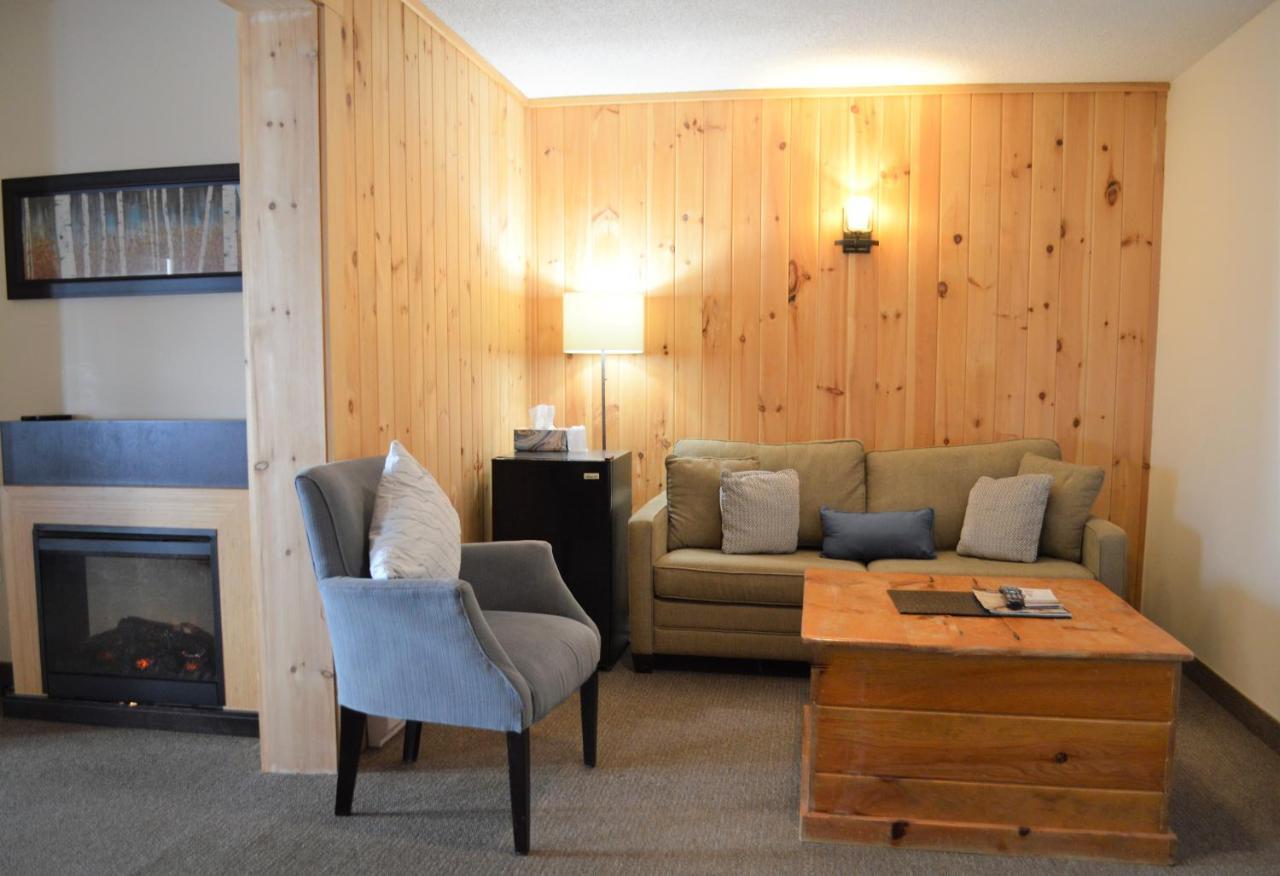 3 Pines Lodge Muskoka Huntsville Dış mekan fotoğraf