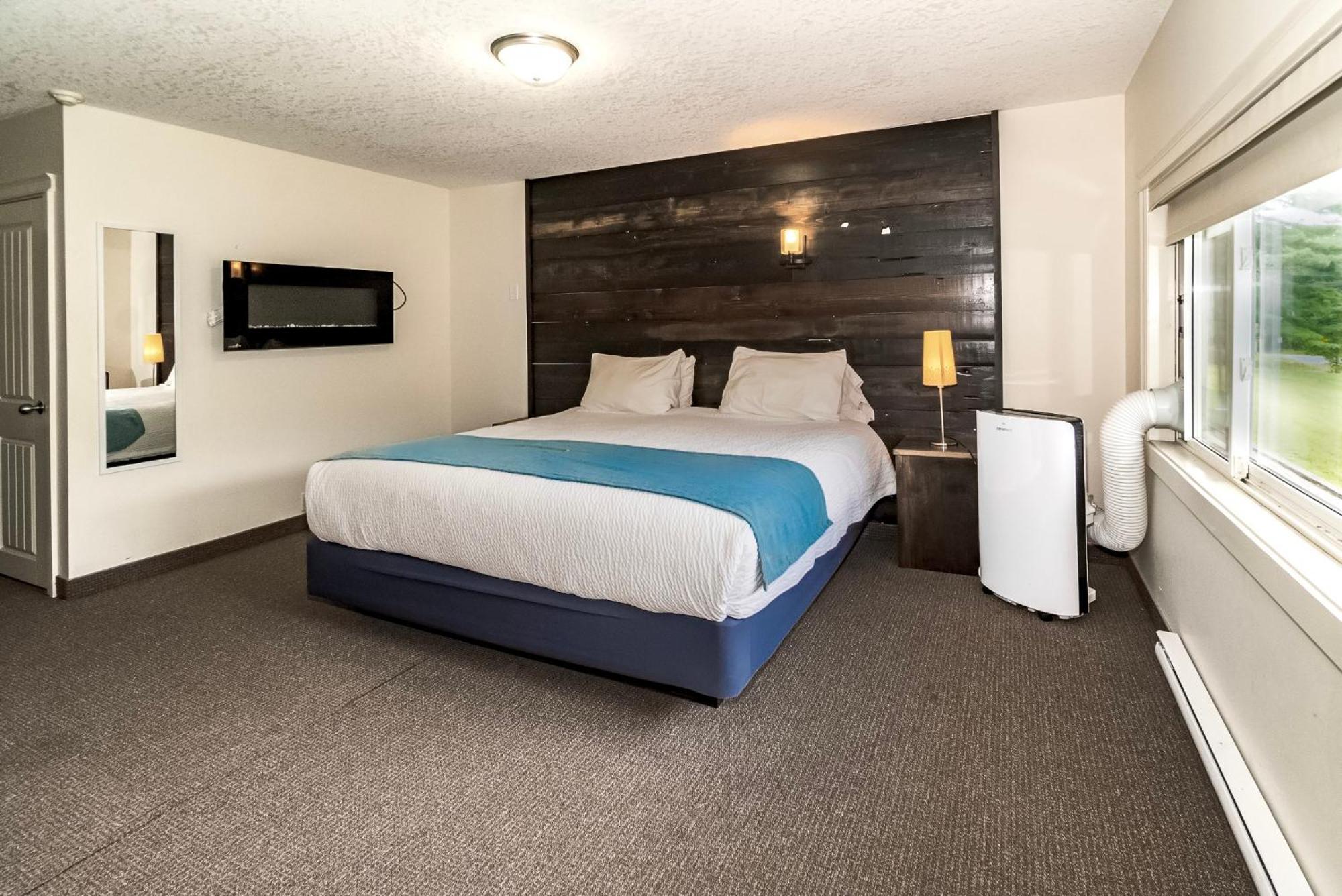 3 Pines Lodge Muskoka Huntsville Dış mekan fotoğraf