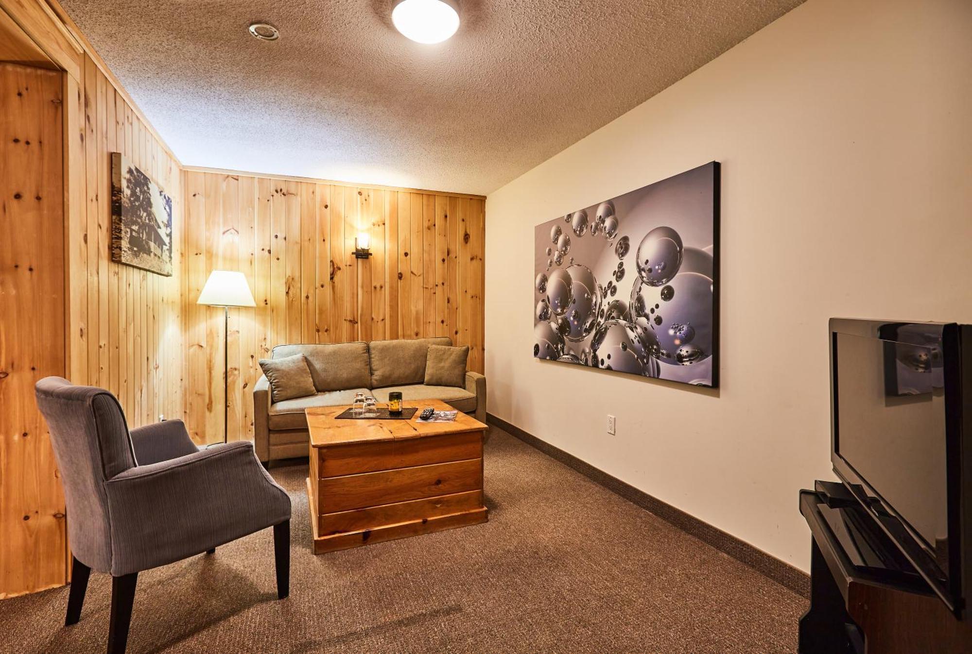 3 Pines Lodge Muskoka Huntsville Dış mekan fotoğraf