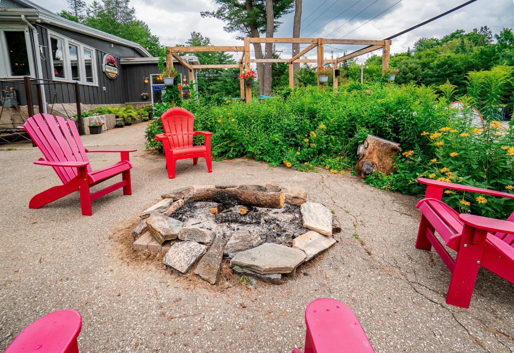3 Pines Lodge Muskoka Huntsville Dış mekan fotoğraf